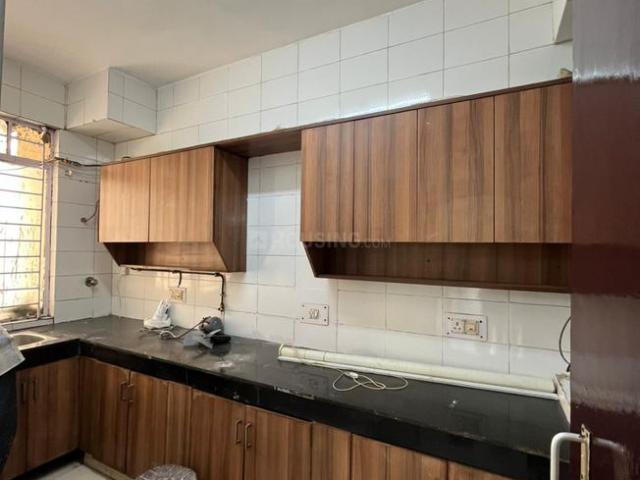 Flat for rent in Deri