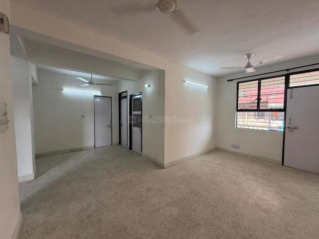 Flat for rent in Deri