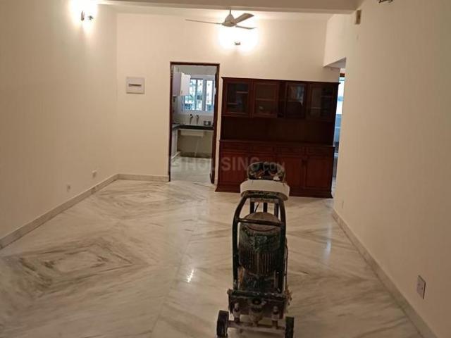 Flat for rent in Deri