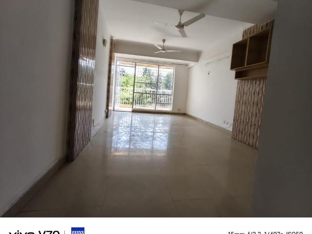 Flat for rent in Deri