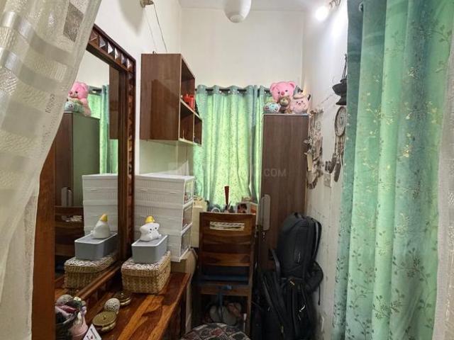 Flat for rent in Deri