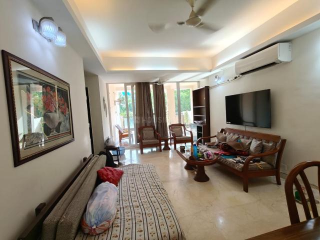 Flat for rent in Deri
