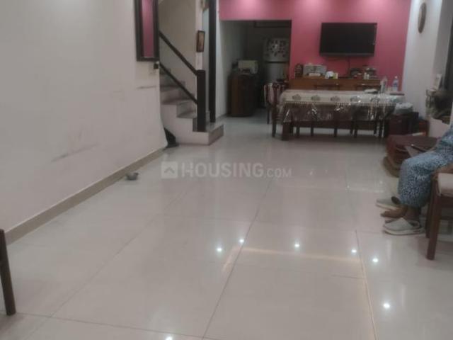 Flat for rent in Deri