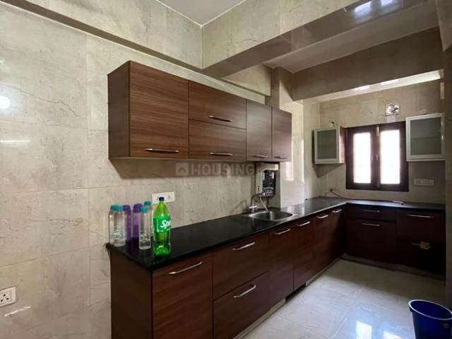 Flat for rent in Deri