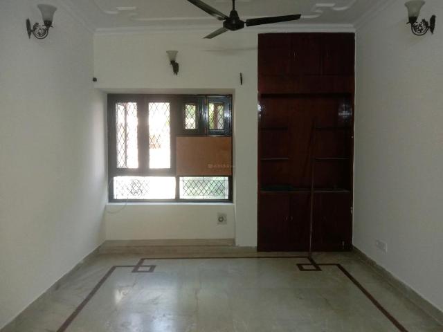 Flat for rent in South Delhi, Deri