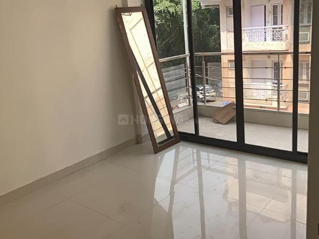 Flat for rent in Deri