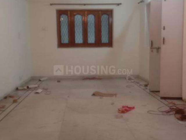 Flat for rent in Deri