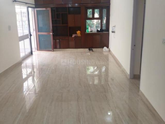 Flat for rent in Deri