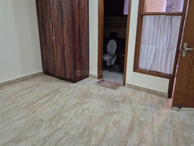 Flat for rent in New Delhi, Delhi