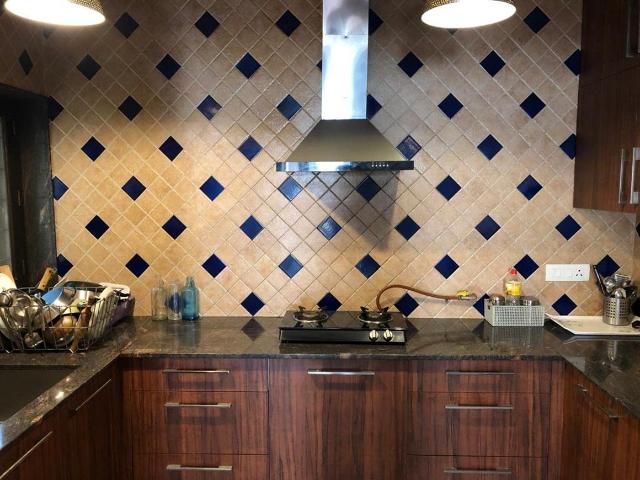 Flat for rent in Deri