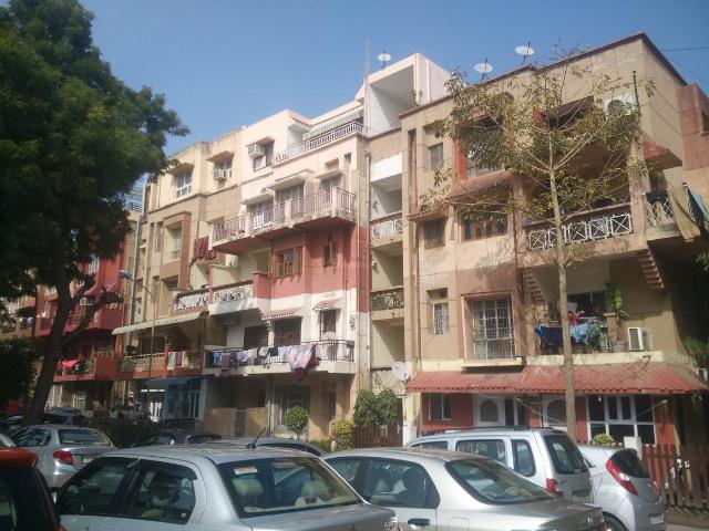 Flat for sale in Deri