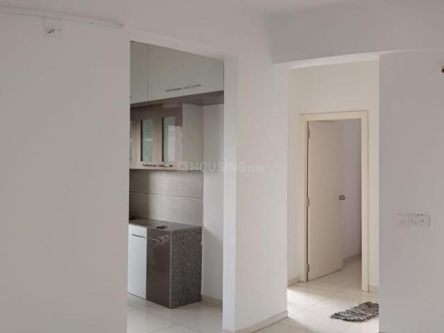 Flat for rent in Sarkhej, Gujarat