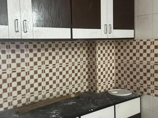 Flat for rent in Sarkhej, Gujarat