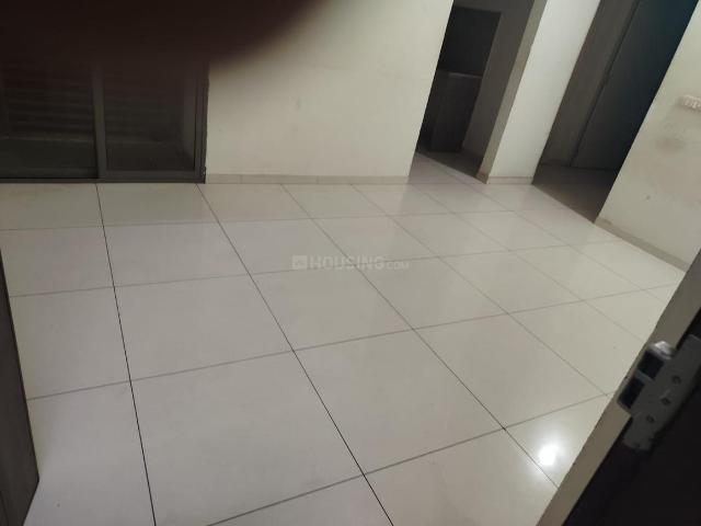Flat for rent in Sarkhej, Gujarat