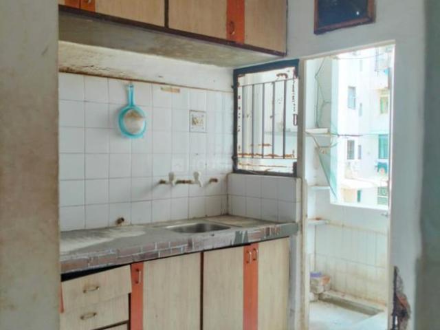 Flat for rent in Sarkhej, Gujarat