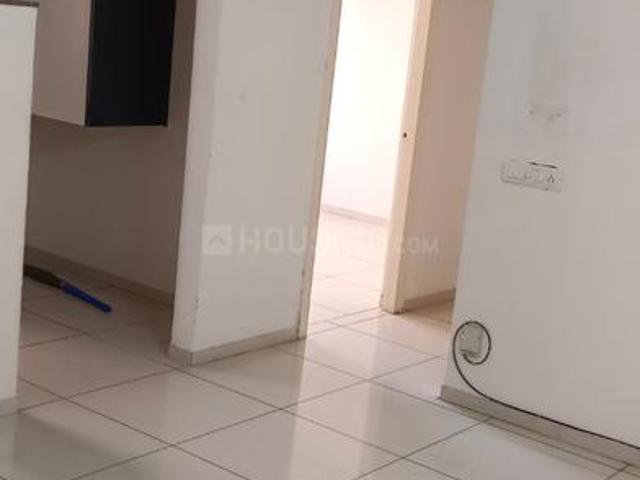 Flat for rent in Sarkhej, Gujarat
