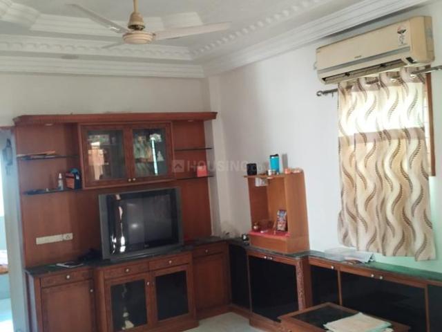 Flat for rent in Sarkhej, Gujarat