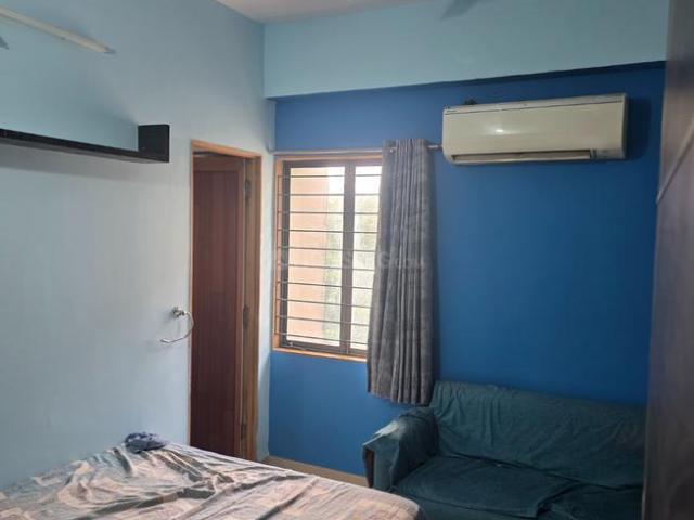 Flat for rent in Sarkhej, Gujarat