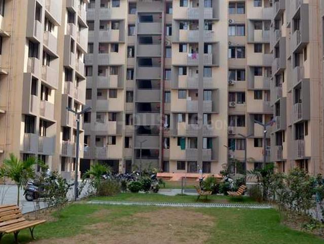 Flat for sale in Sarkhej, Gujarat
