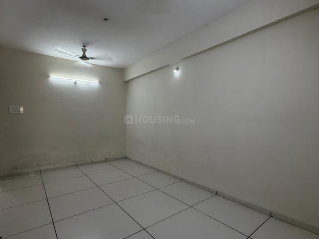 Flat for rent in Madya
