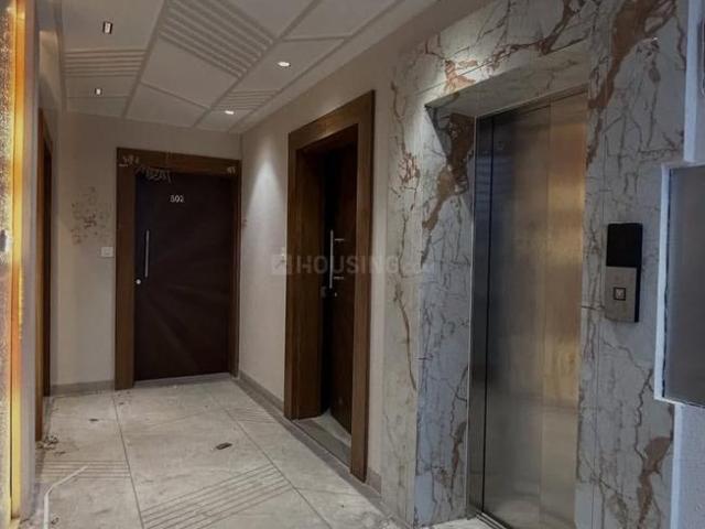 Flat for rent in Madya
