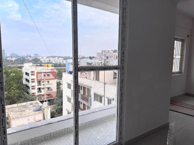 Flat for rent in Madya