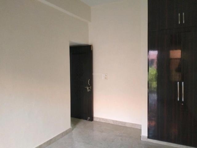 Flat for rent in West Delhi, Deri