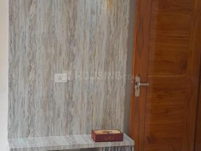 Flat for sale in West Delhi, Deri