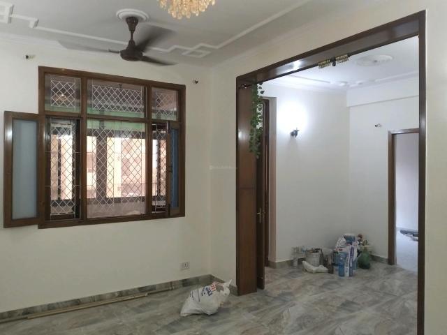 Flat for sale in West Delhi, Deri