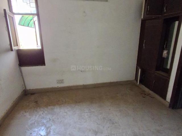 Flat for sale in West Delhi, Deri