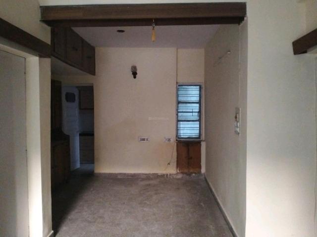 Flat for sale in West Delhi, Deri