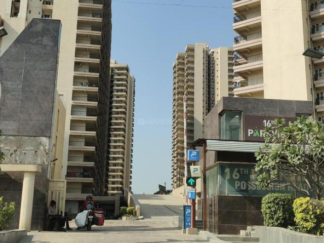 Flat for sale in Gaur Yamuna City, 16th Park View(GYC)