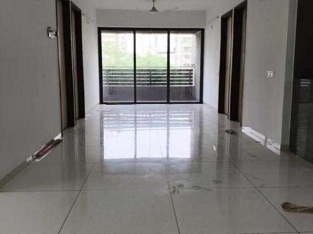 Flat for rent in Adalaj, Gujarat