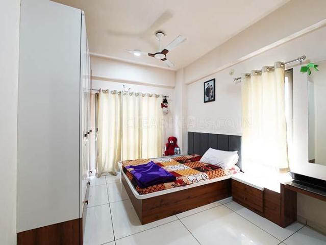 Flat for sale in Zundal, Adalaj