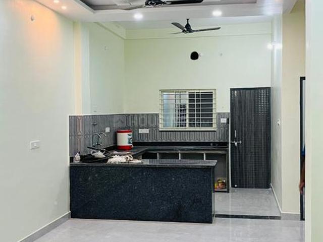 Duplex for rent in Madya