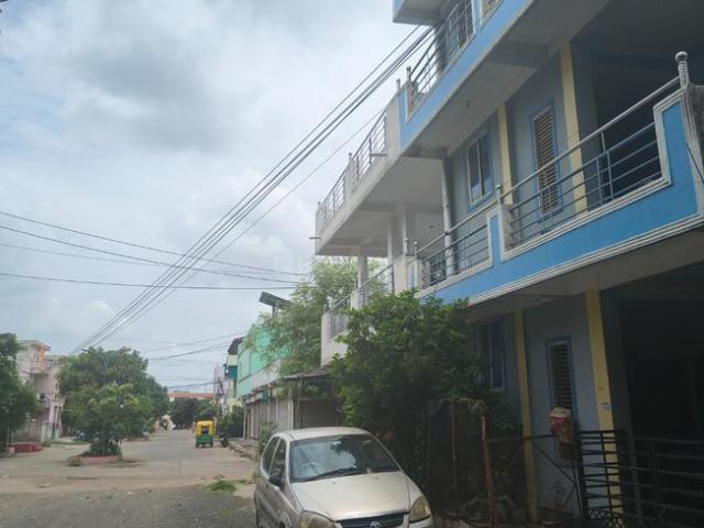 Duplex for rent in Madya