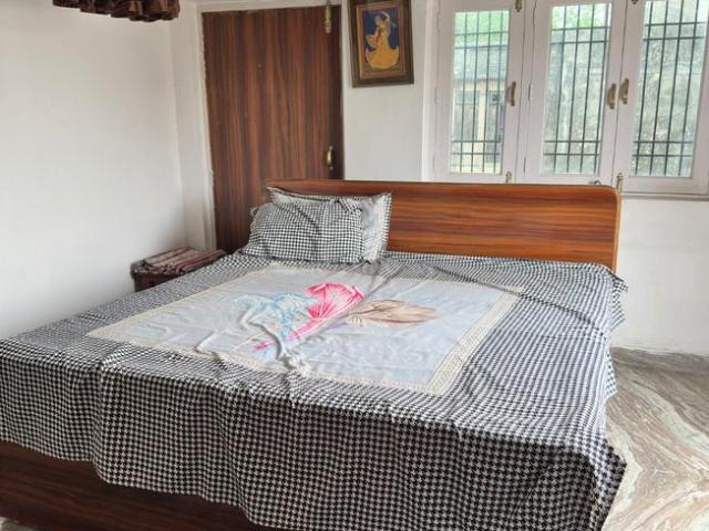 Duplex for rent in Ahmadabad, Gujarat