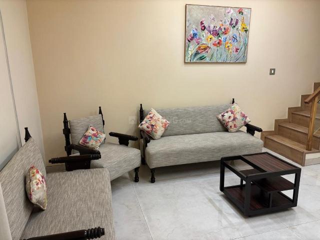 Duplex for rent in South Delhi, Deri