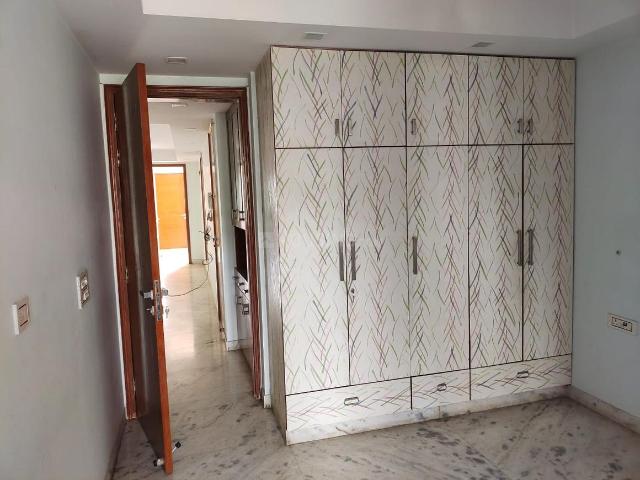 Duplex for rent in West Delhi, Deri