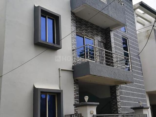 Duplex for rent