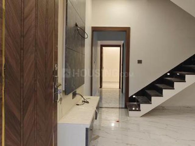 Duplex for sale in Madya