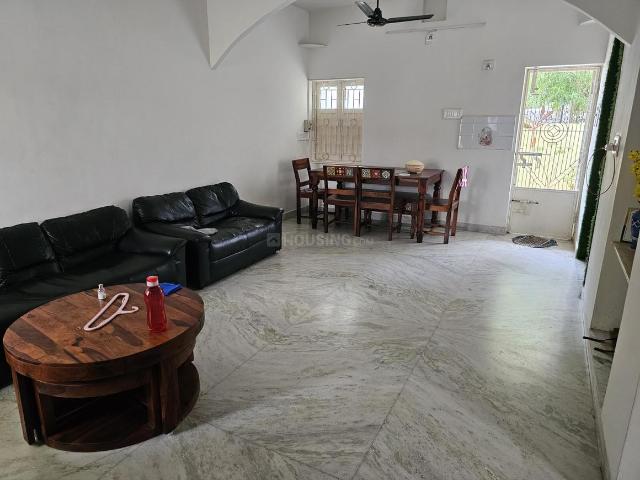 Duplex for rent in Vadodara, Gujarat