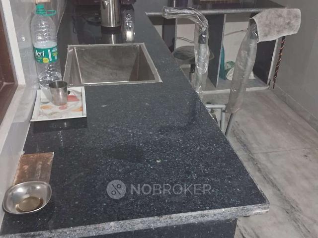 Flat for rent in North Delhi, Deri