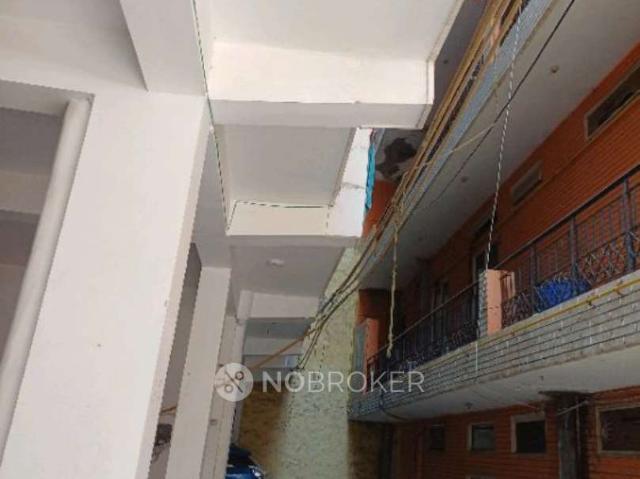 Flat for rent in South Delhi, Deri