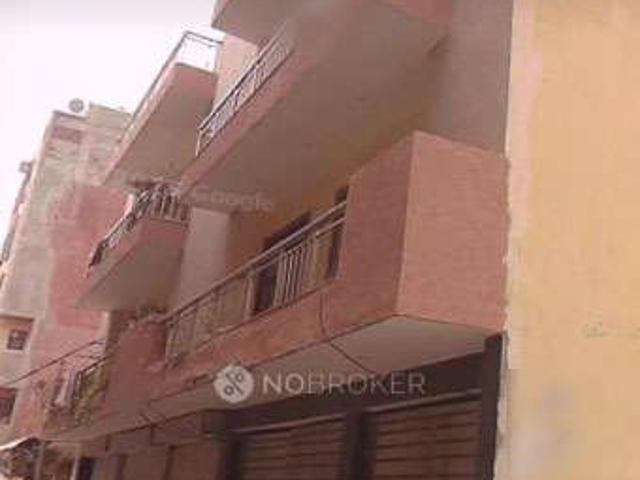 Flat for rent in South Delhi, Deri