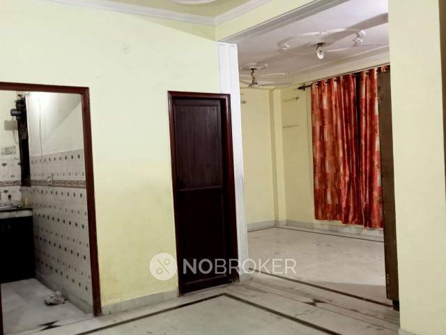 Flat for rent in South Delhi, Deri