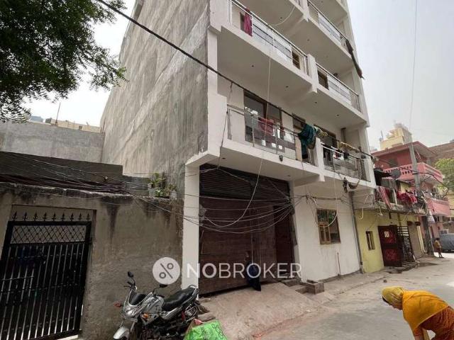 Flat for rent in South Delhi, Deri