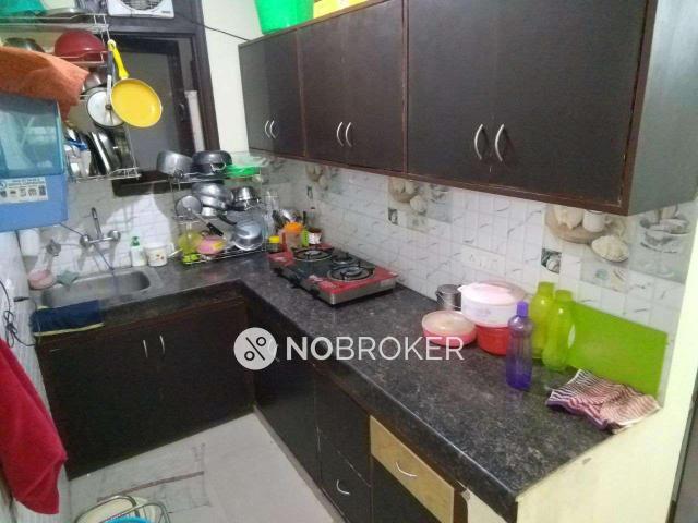 Flat for rent in South Delhi, Deri