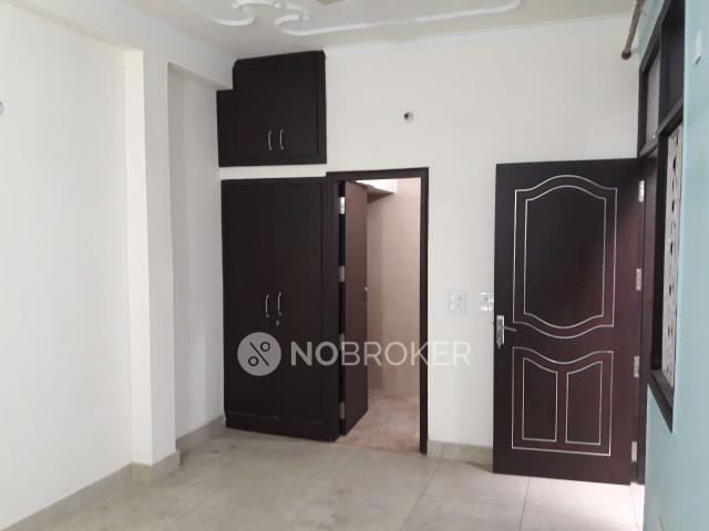Flat for rent in South Delhi, Deri