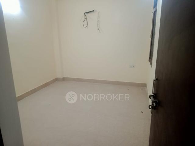 Flat for rent in South Delhi, Deri